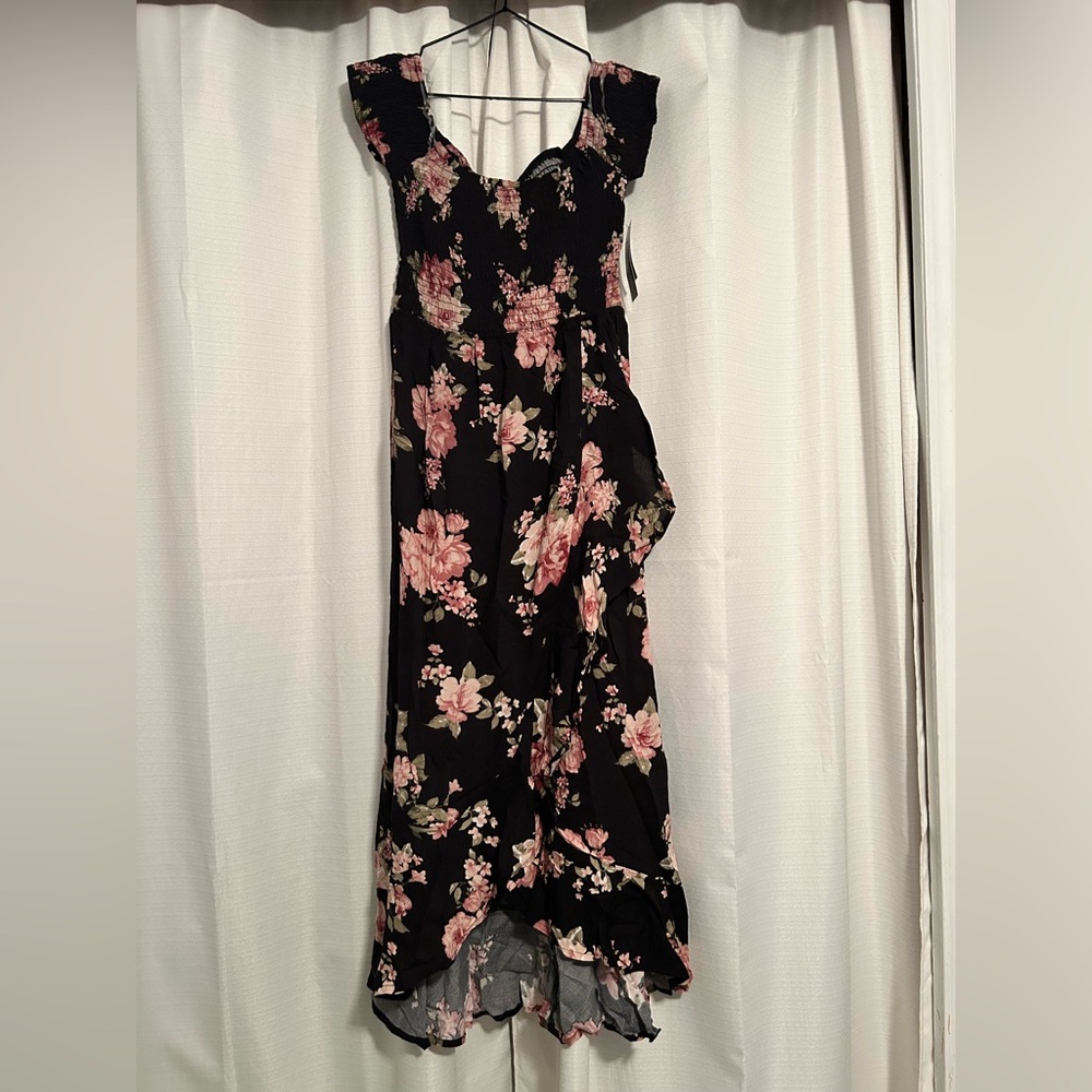 NWT IMPRESS! Floral dress sz Med